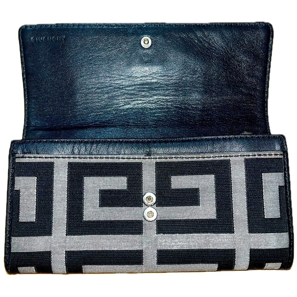 Rare Givenchy Monogram Women’s Long Canvas Wallet, Black/Gray Monogram - Picture 6 of 10